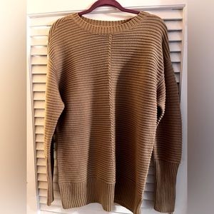NINE WEST Women’s Large tan sweater with gold accent, NWOT